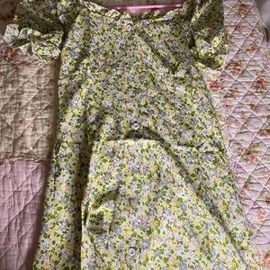 Vintage floral puff sleeve dress